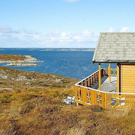 Three-Bedroom Holiday Home In Dyrvik Tuvnes Exteriér fotografie