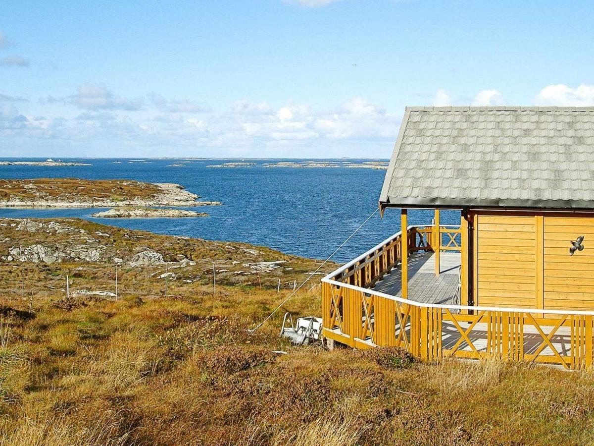Three-Bedroom Holiday Home In Dyrvik Tuvnes Exteriér fotografie